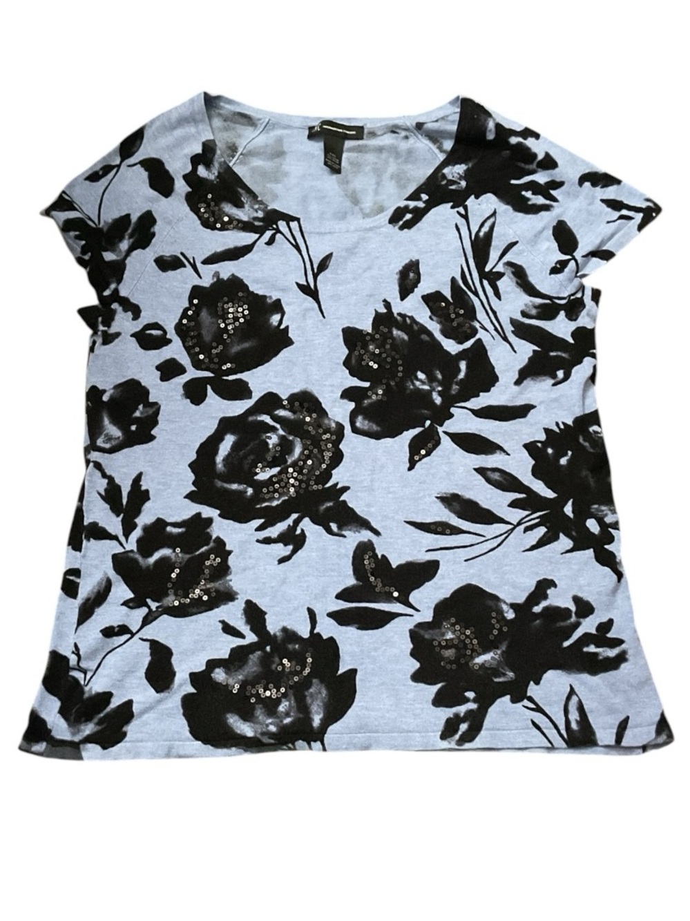 Women's Light Blue Floral Sequin V-Neck Short Sleeve Tee